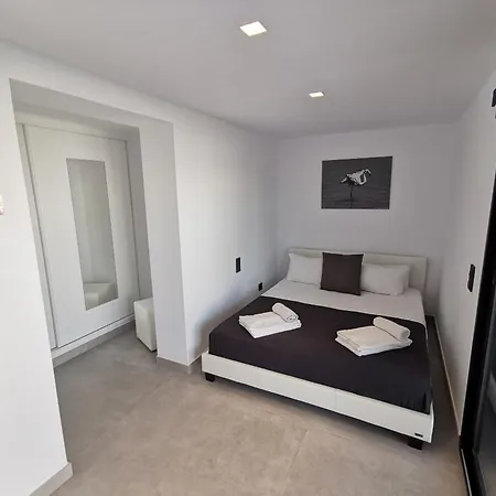 White Flamingo * 칼페