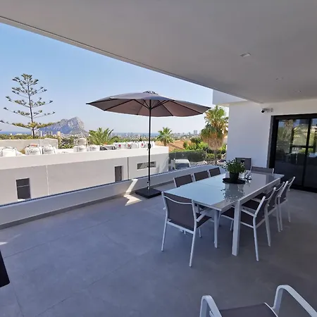 Villa White Flamingo *