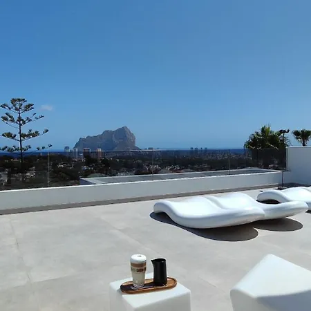 וילה White Flamingo