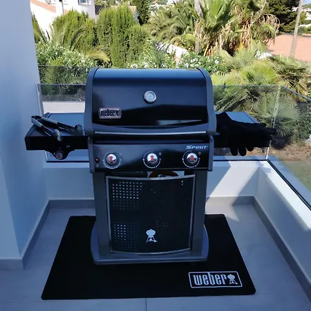 White Flamingo Villa