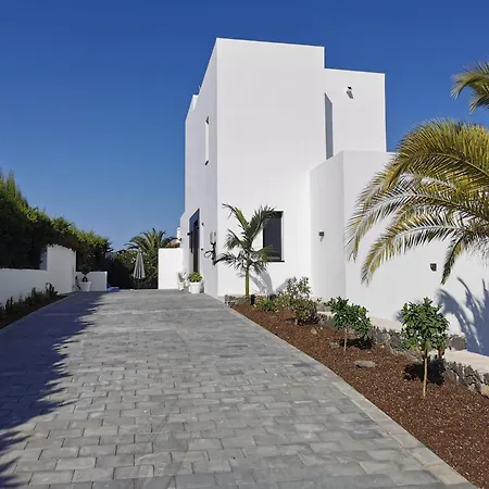 Villa White Flamingo *